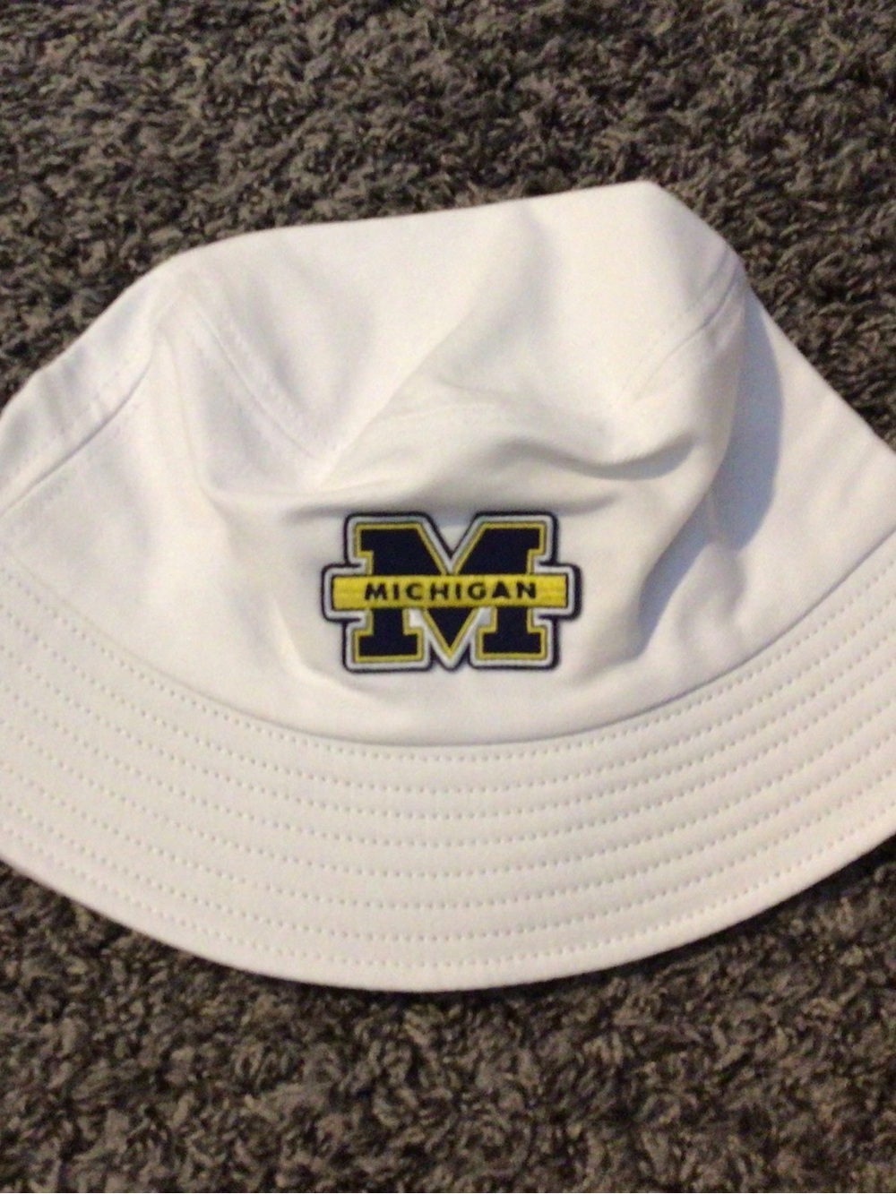 MICHI White Bucket Hat with Yellow and Navy Michigan Patch